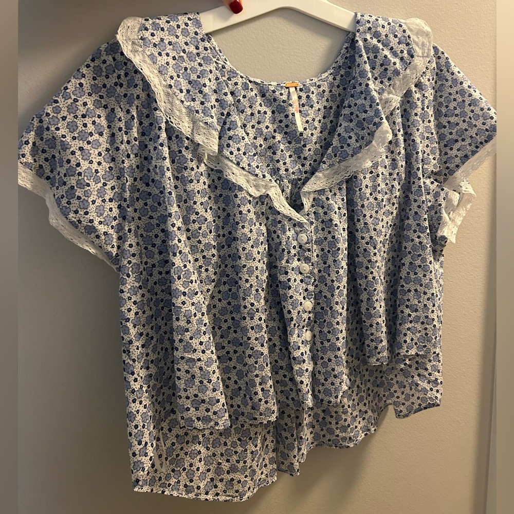 Free People Floral Blue and White Women's Top